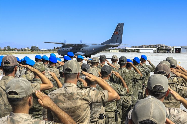 Van'da şehit asker için tören düzenlendi