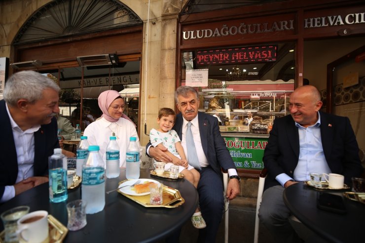 AK Parti Genel Başkan Yardımcısı Yazıcı, Ezine Gıda İhtisas OSB'yi ziyaret etti