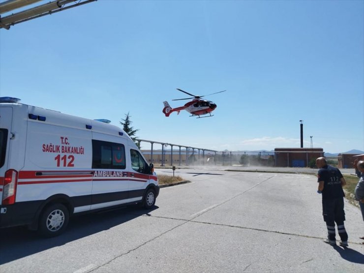 Çankırı'da üç otomobilin karıştığı trafik kazasında 7 kişi yaralandı