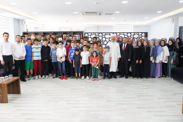 Diyanet İşleri Başkanı Erbaş, Ünye Gençlik Merkezi'ni ziyaretinde konuştu: