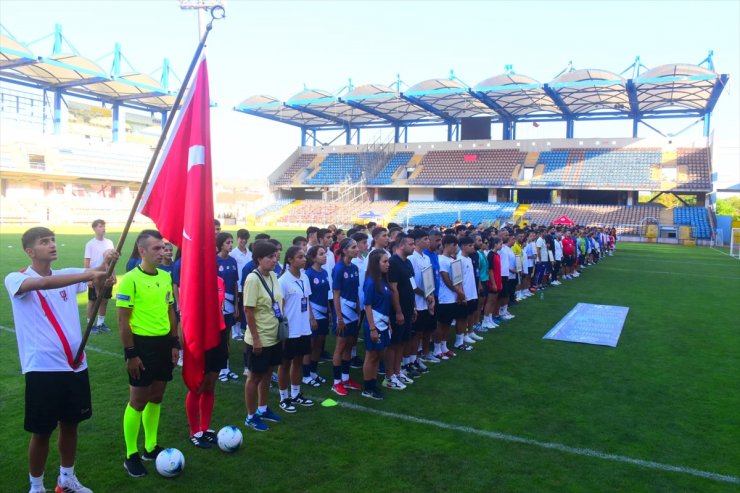 ANALİG Futbol Türkiye Birinciliği müsabakaları Karabük'te başladı