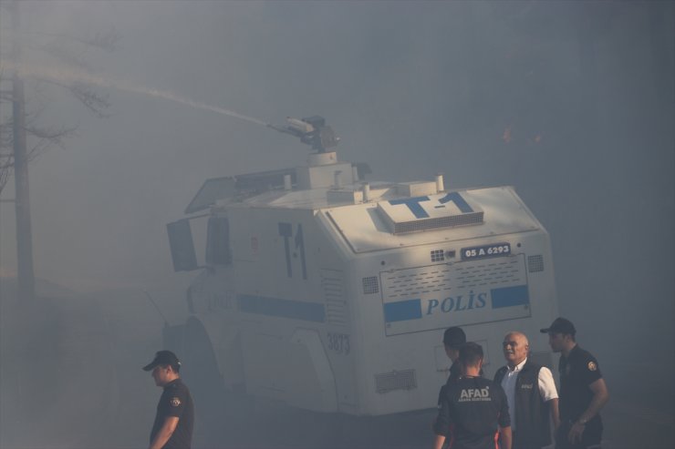 Amasya'da Harşena Kalesi yakınında çıkan orman yangını söndürüldü