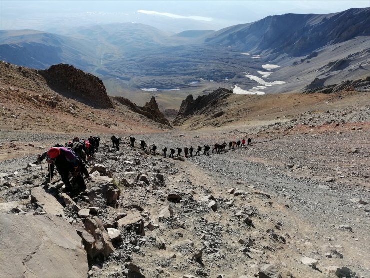 Erciyes'e zirve tırmanışları başlıyor