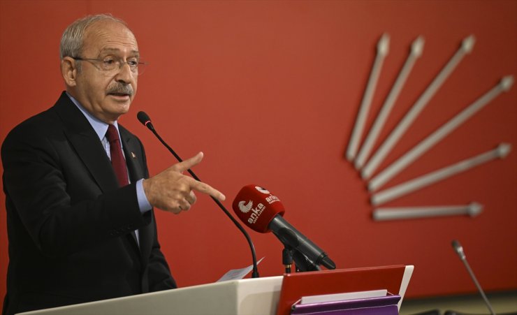 Kılıçdaroğlu, CHP Kadın Kollarının düzenlediği toplantıda konuştu: