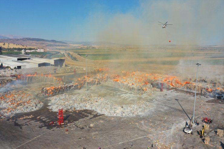 Kahramanmaraş'ta geri dönüşüm fabrikasında çıkan yangın kontrol altına alındı