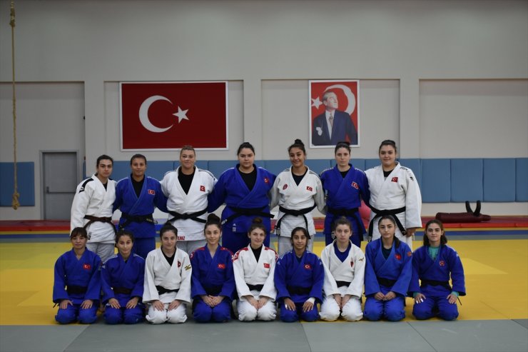 Genç Kadın Judo Milli Takımı, Avrupa Şampiyonası hazırlıklarını Trabzon'da sürdürüyor