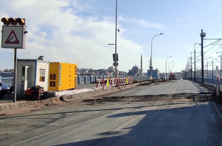 Galata Köprüsü'ndeki güçlendirme çalışmasının ilk etabı tamamlandı