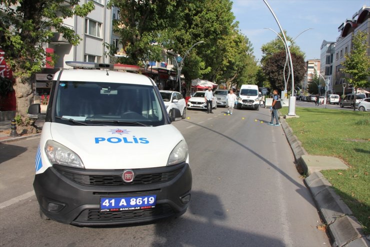 Kocaeli'de silahlı kavgada 1 kişi yaralandı