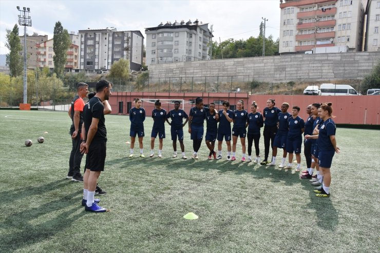 Lige galibiyetle başlayan Hakkarigücü, Fenerbahçe'yi yenerek 2'de 2 yapmak istiyor