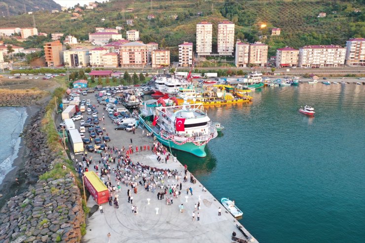 Trabzon'da balık avı sezonunun açılışı dolayısıyla tören düzenlendi