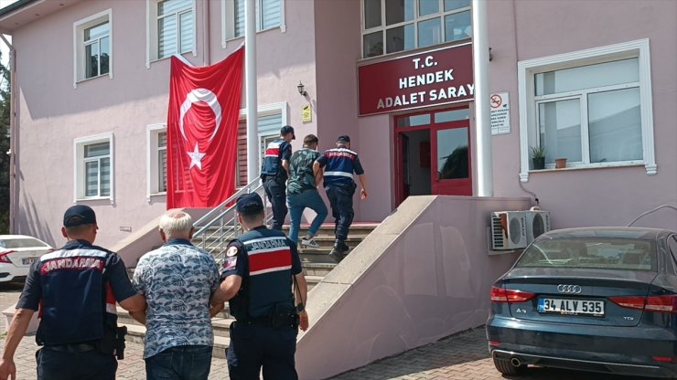 Sakarya'da musluk hırsızlığı iddiasıyla 2 şüpheli tutuklandı