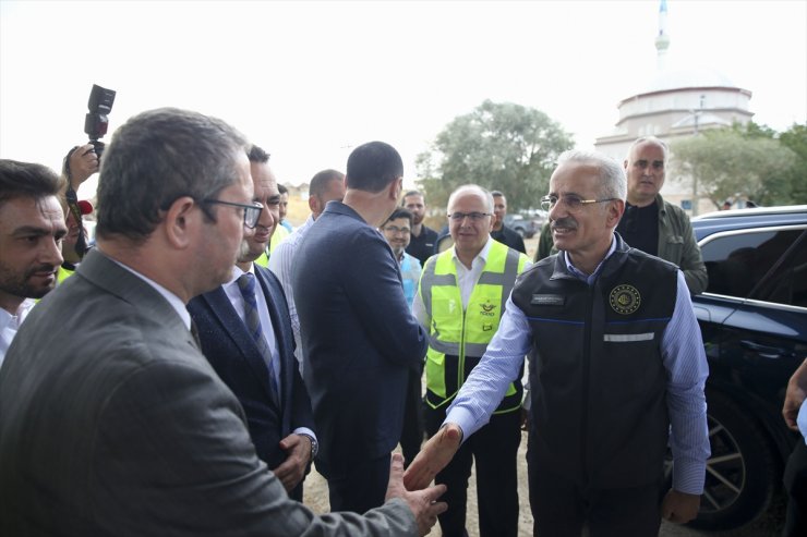 Bakan Uraloğlu, Manisa'da, Ankara-İzmir Hızlı Tren Projesi'ne ilişkin konuştu: