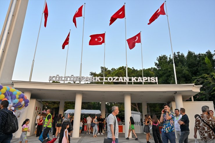 İzmir Enternasyonal Fuarı 92. kez açıldı