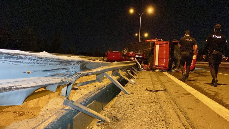 Anadolu Otoyolu'ndaki zincirleme kazada 1 kişi yaralandı