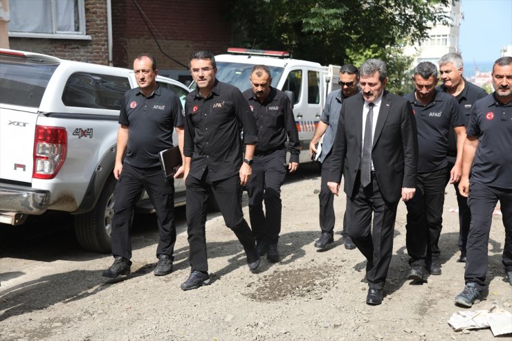 Samsun'daki selin ardından ekipler yaraları sarıyor