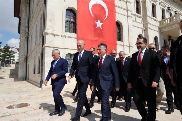 TBMM Başkanı Kurtulmuş, Sivas Kongresi'nin temsili canlandırılmasını izledi