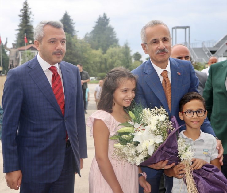 Ulaştırma ve Altyapı Bakanı Uraloğlu, Rize'de konuştu: