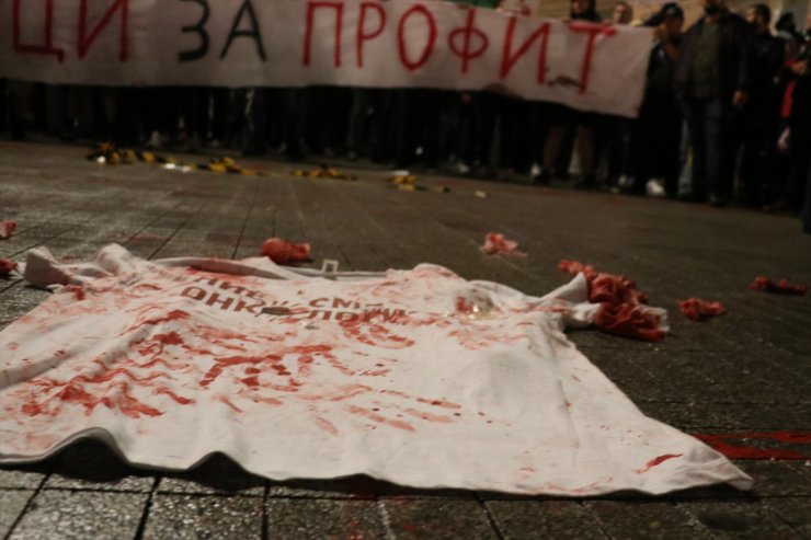 Üsküp'te, Radyoterapi ve Onkoloji Üniversite Kliniği’nin işleyişini protesto edildi