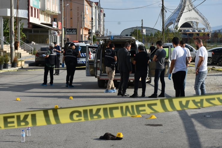 Afyonkarahisar'da tüfekle vurulan 1 kişi öldü, 1 kişi yaralandı