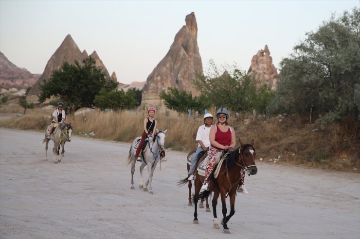 Kapadokya'daki müze ve ören yerlerini 8 ayda 3 milyondan fazla turist ziyaret etti