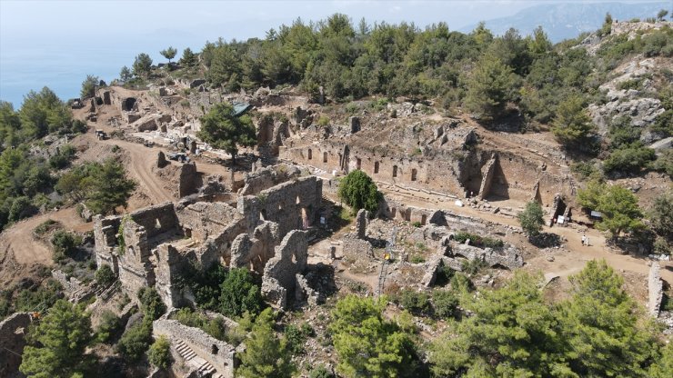 Alanya'daki Syedra Antik Kenti'nin orijinal gezi güzergahı ortaya çıkarılıyor