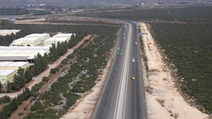 Antalya'da jandarma ekipleri gyrocopterle havadan trafik denetimi yaptı