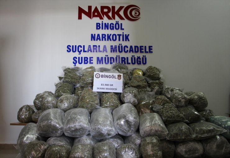 Bingöl'de 83 kilo 900 gram esrar ele geçirildi