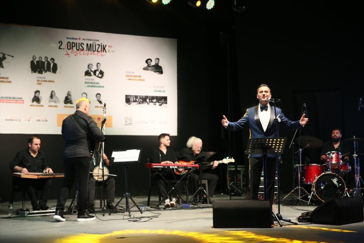 Opus Müzik Festivali, sanatçı Bekir Ünlüataer konseriyle devam etti