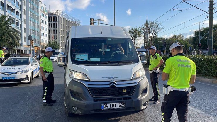 İstanbul'da okul servisleri denetlendi