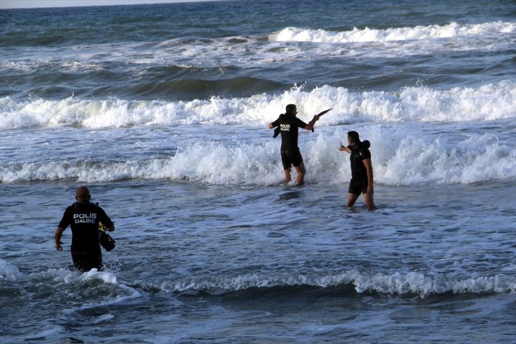 Karadeniz'de kaybolan genç uzaktan kumandalı su altı aracıyla da aranacak