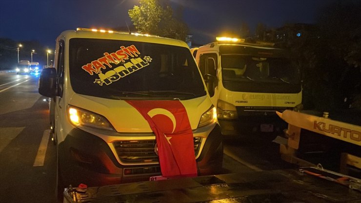 Düzce'de çekici sürücüleri şehir turu yaparak İsrail'i protesto etti