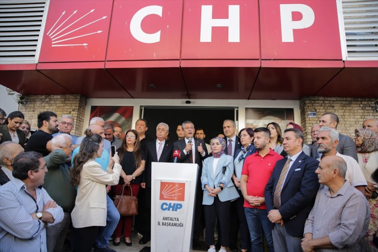 CHP Genel Başkan adayı Özgür Özel, Antalya'da konuştu: