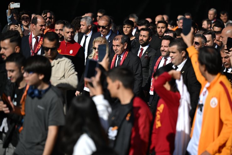 Galatasaray Kulübü, Anıtkabir'i ziyaret etti