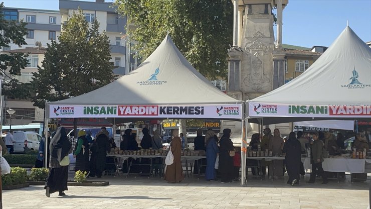 Sancaktepe'de kadınlar Gazze'ye destek için kermes düzenledi