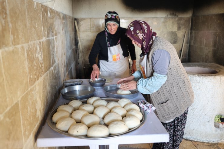 Nevşehir'de kooperatif kuran kadınlar kendi markalarıyla yöresel lezzetleri pazarlıyor