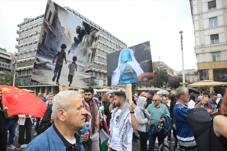 Sırbistan'da Filistin'e destek ve dayanışma gösterisi