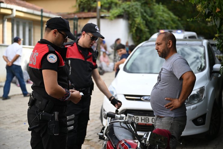 Edirne'de okul çevrelerinde eş zamanlı denetim yapıldı