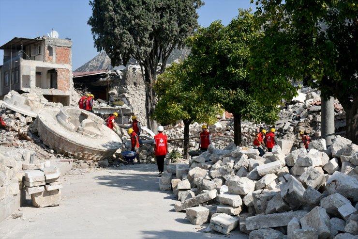 Hatay'da depremde zarar gören vakıf eserlerinden 30'unda restorasyon başlatıldı