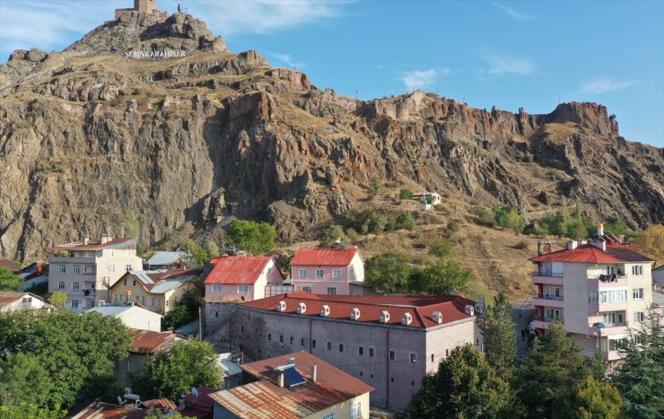 Şebinkarahisar'da restore edilen Taşhan ve arastalar turizme değer katacak