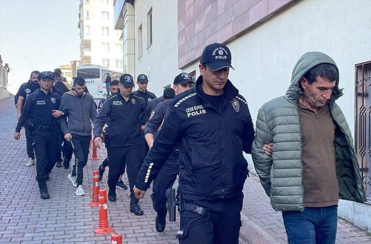 Kayseri'de uyuşturucu operasyonunda 8 şüpheli yakalandı