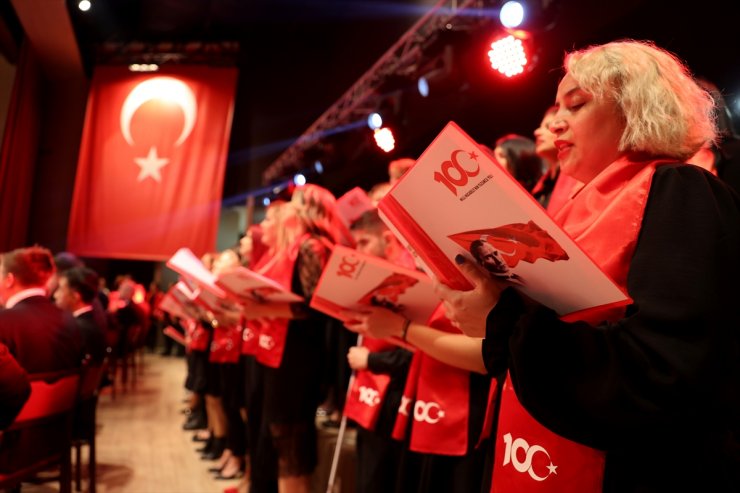 Edirne'de Cumhuriyet'in 100'üncü yıl dönümüne özel konser verildi