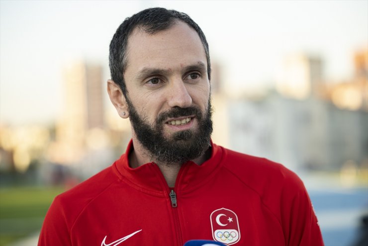 CUMHURİYET'İN 100. YILI - Atletizmde Türkiye'ye ilk "dünya" madalyasını getiren atlet: Ramil Guliyev