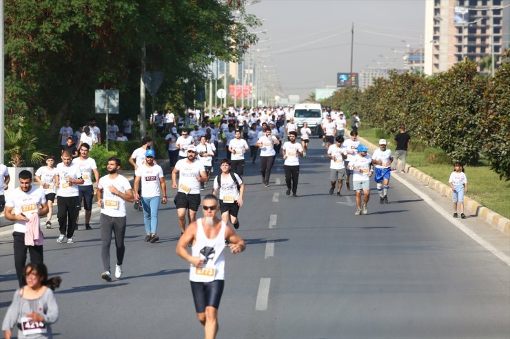 Erbil'de düzenlenen uluslararası maratona binlerce sporcu katıldı