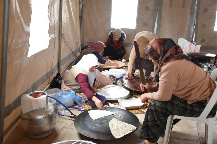 Malatya'da "Filistin İçin Hayır Çarşısı" açıldı