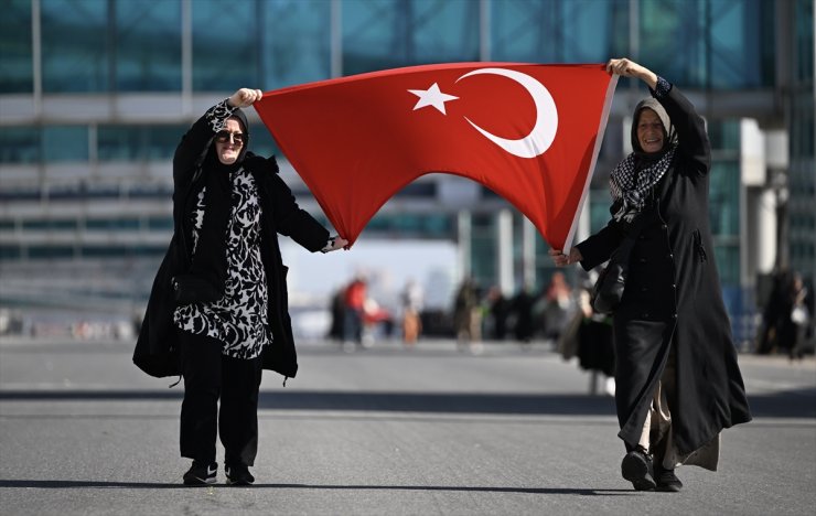 Taksim'de Cumhuriyet Bayramı öncesi tören düzenlendi