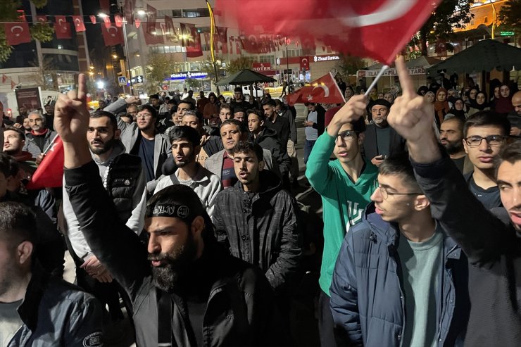 İsrail'in abluka altındaki Gazze'ye saldırıları protesto edildi