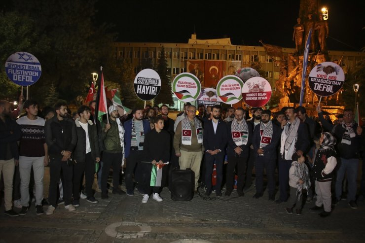 İsrail'in abluka altındaki Gazze'ye saldırıları Uşak'ta protesto edildi