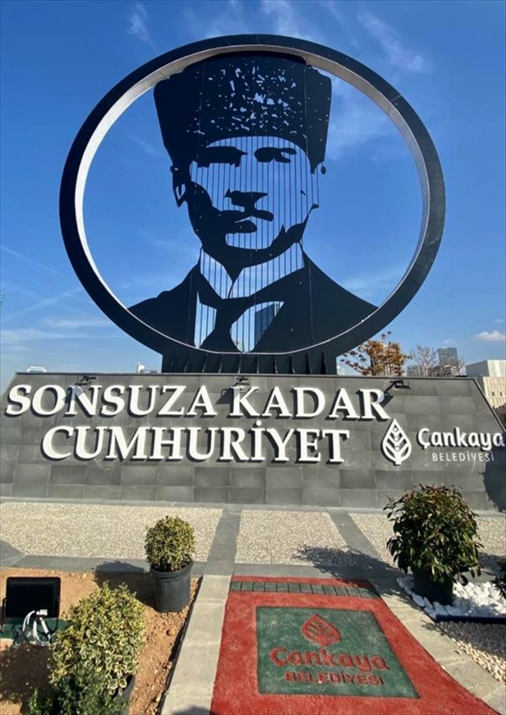 Çankaya Belediyesi'nden, Cumhuriyet'in 100. yılına özel Atatürk Anıtı