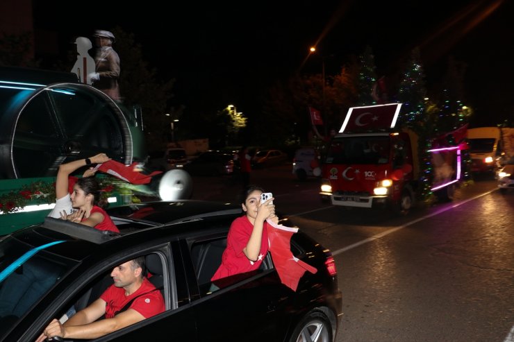 Gaziantep ve çevre illerde Cumhuriyet'in 100. yılı kutlandı