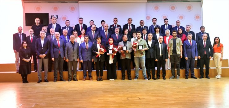 Samsun'da şehit savcı Murat Uzun için düzenlenen mektup yarışmasında ödüller verildi